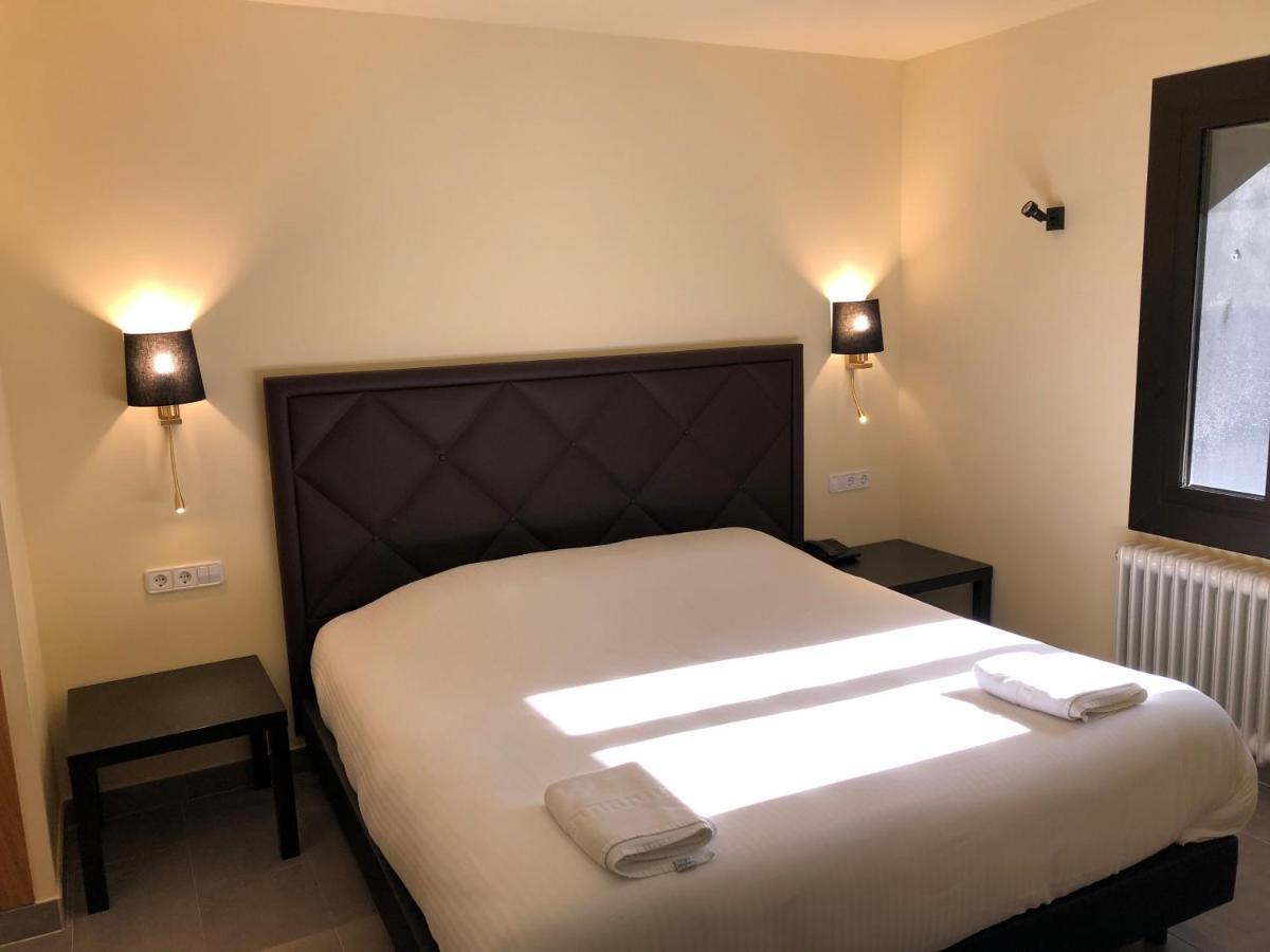 Hotel Guineu Pas De La Casa Exteriör bild