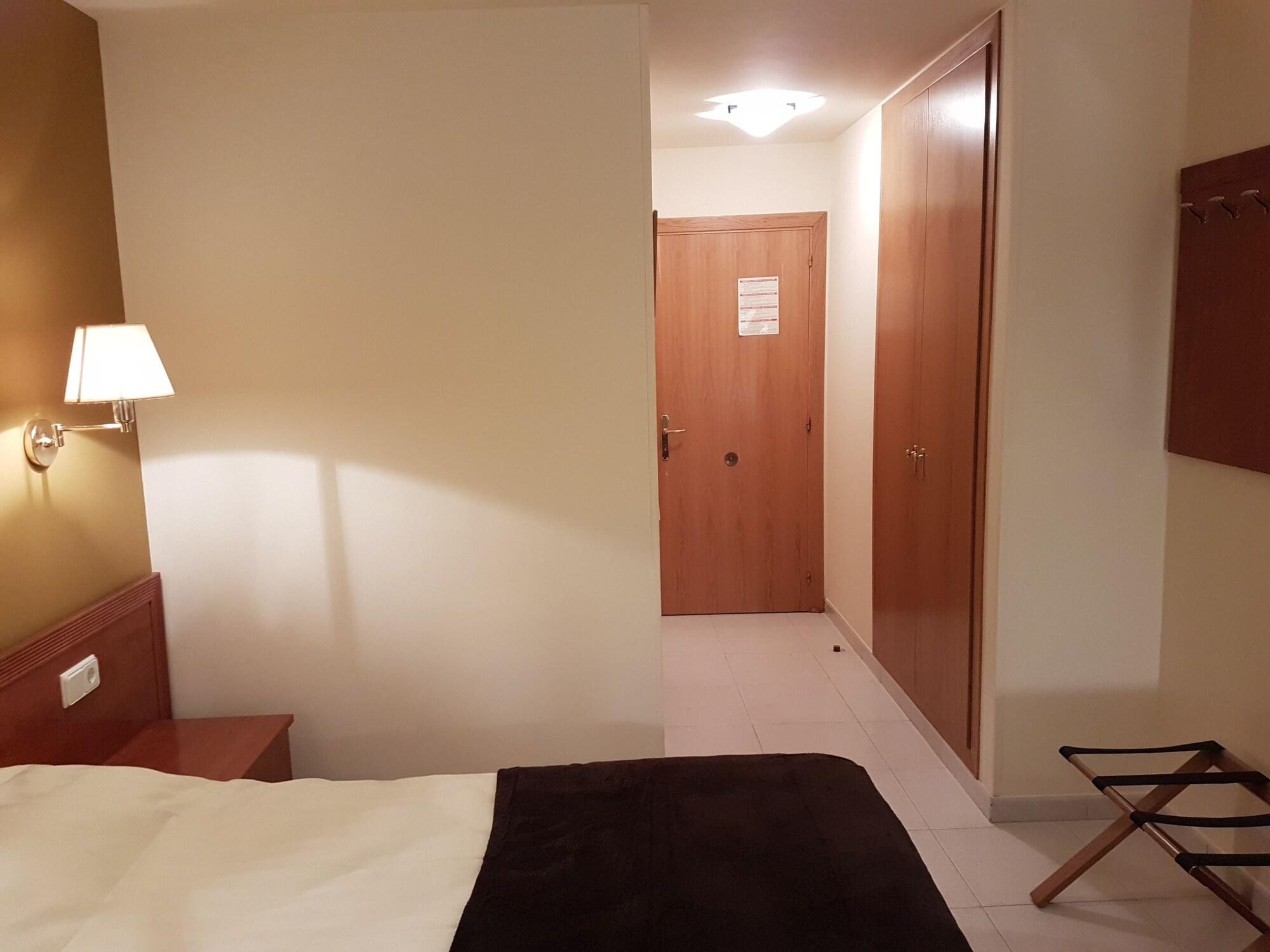 Hotel Guineu Pas De La Casa Exteriör bild