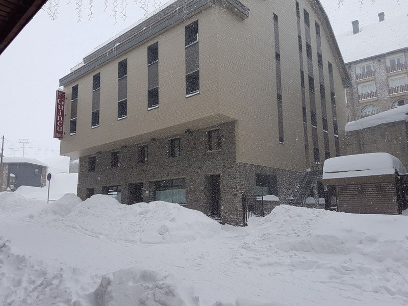 Hotel Guineu Pas De La Casa Exteriör bild